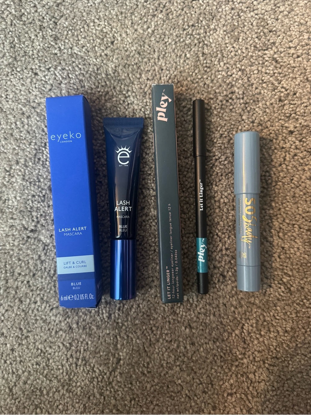 $67 MSRP Out of the Blue Eye Set